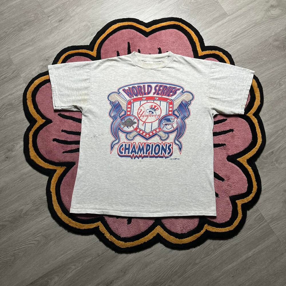 Vintage 90’s Logo 7 New York Yankees World Series Graphic Logo T-shirt Large